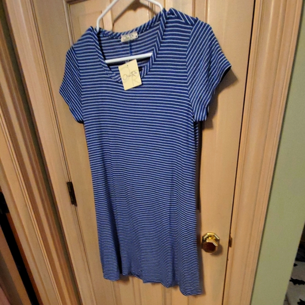 NWT Misses sz L Olivia Rae Tshirt Dress Navy white Striped